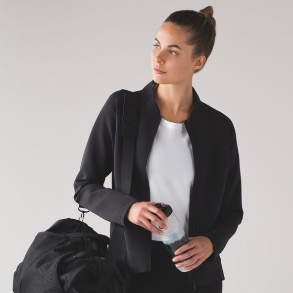 Lululemon | Embrace The Space Jacket Size  8 - Picture 1 of 10